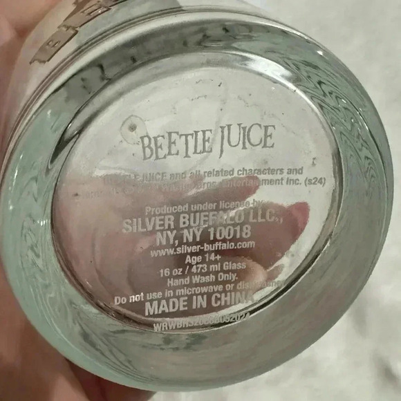 NEW Beetle Juice Pint Glass Cup Halloween Spooky Decor 16oz - Picture 7 of 11